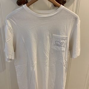 Vineyard Vines t-shirt